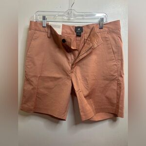 H&M Men's Salmon Flat Front Shorts